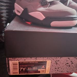AIR JORDAN RETRO 4